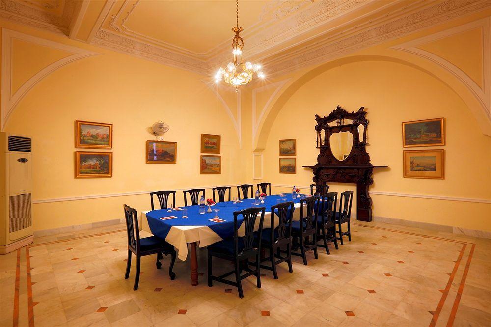 The Lallgarh Palace A Heritage Hotel ビーカーネール エクステリア 写真