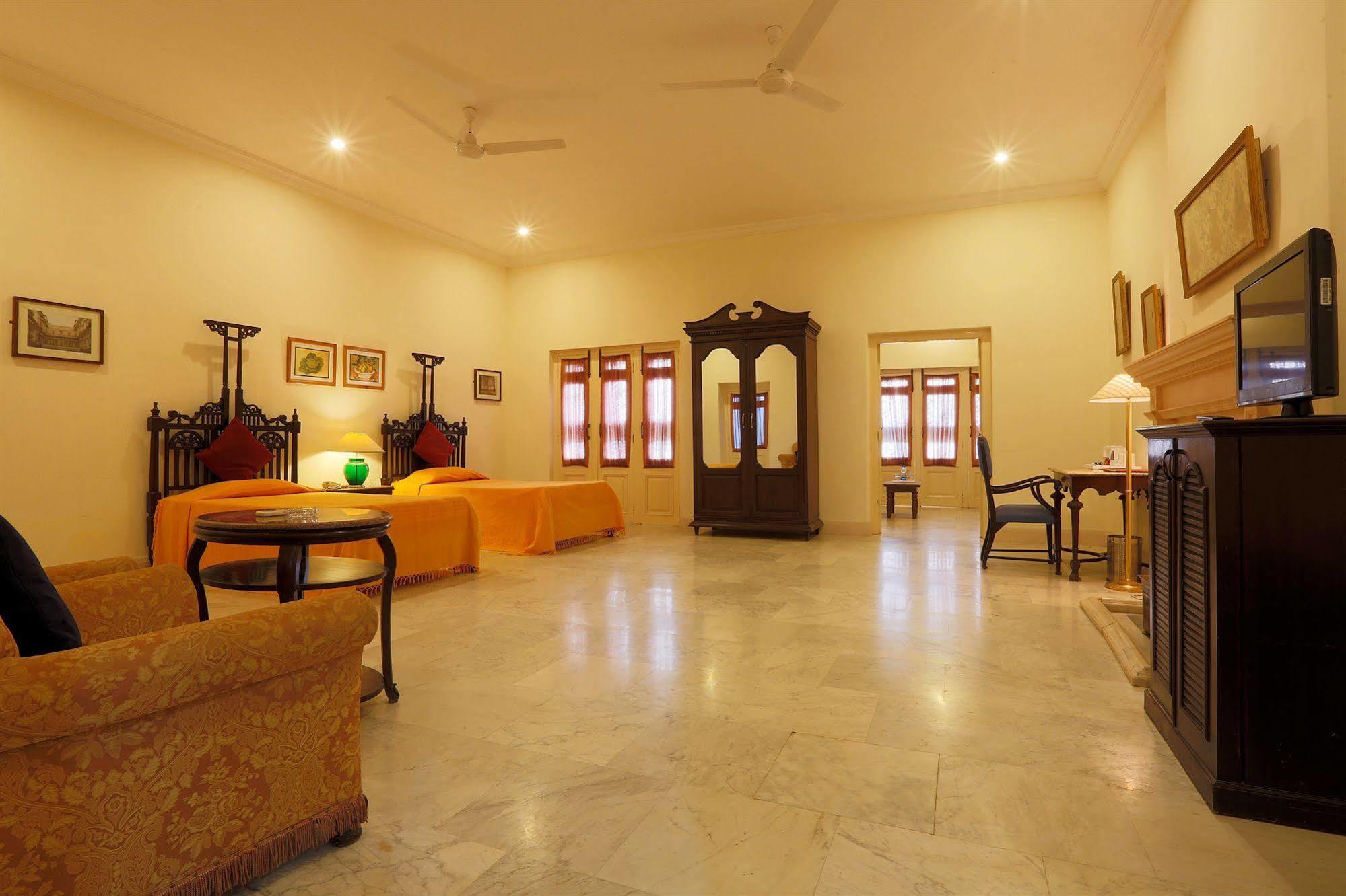 The Lallgarh Palace A Heritage Hotel ビーカーネール エクステリア 写真